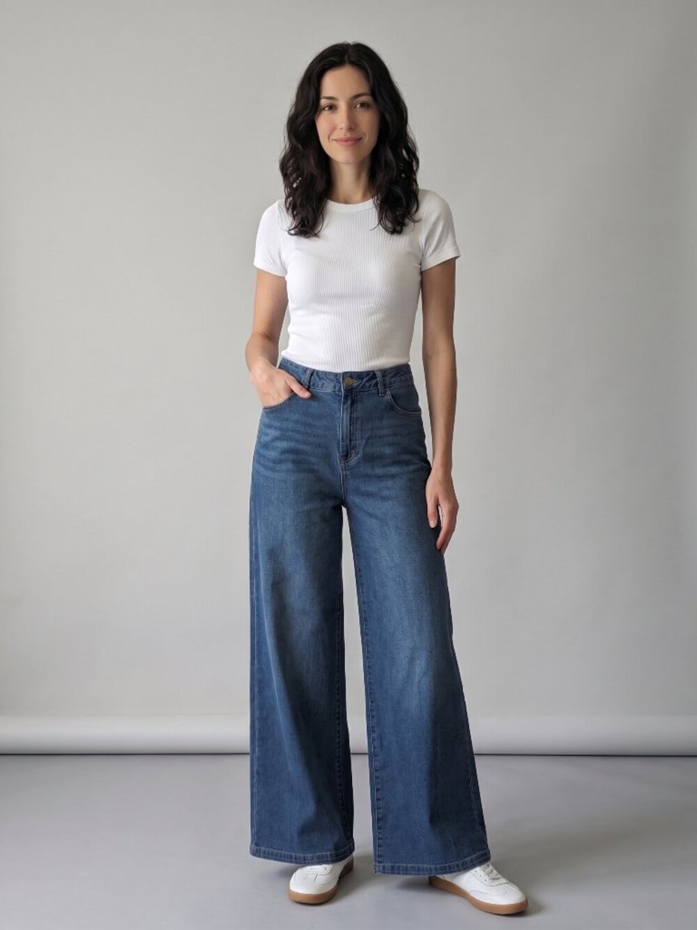 TractrBLU Women's High Rise Wide Leg Jeans Size 30 Indigo Wash